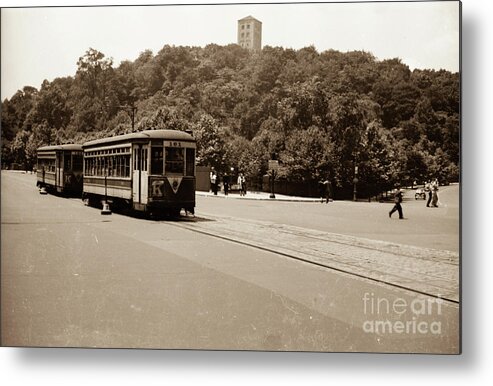 Fort Tryon Metal Print featuring the photograph Fort Tryon Trolley by Cole Thompson