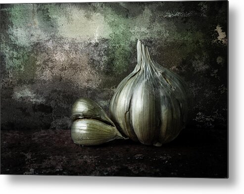 Garlic Metal Print featuring the photograph Garlic 4 by Michael Arend