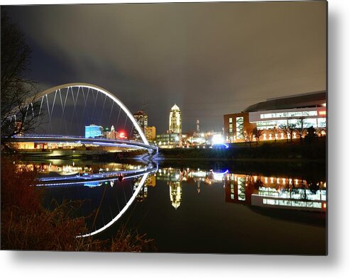 Des Moines Metal Print featuring the photograph Good Old Des Moines. by Justin Langford