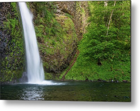 Horsetail Falls Metal Print featuring the photograph Gushing Horsetail Falls by Greg Nyquist
