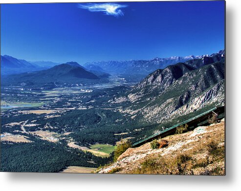 Hang Metal Print featuring the photograph Hang Gliders Point of View by Monte Arnold