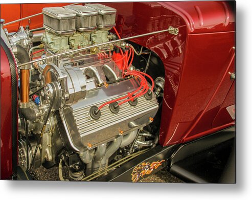 Hemi Metal Print featuring the photograph Hemi by Darrell Foster