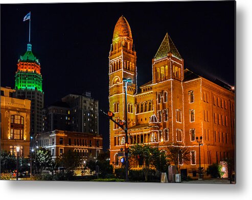 Tx Metal Print featuring the photograph Holiday Courthouse by David Meznarich