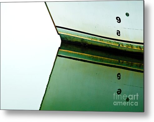 Hull Metal Print featuring the photograph Hull reflections by Emilio Lovisa