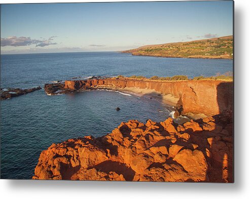 Lanai Sunrise Metal Print featuring the photograph Hulopoe beach sunrise by Kunal Mehra