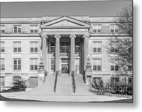 Iowa State Metal Print featuring the photograph Iowa State University Curtiss Hall by University Icons