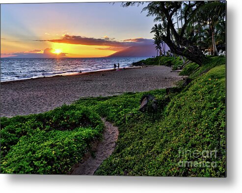 Keawakapu Metal Print featuring the photograph Keawakapu Beach by Eddie Yerkish