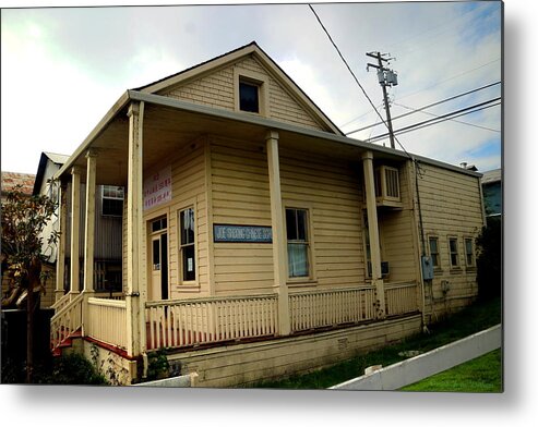 Joe-schoong-chinese-school Metal Print featuring the photograph Locke Historic Chinese School by Joyce Dickens