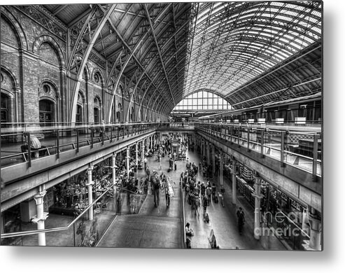 Art Metal Print featuring the photograph London Train Station BW by Yhun Suarez