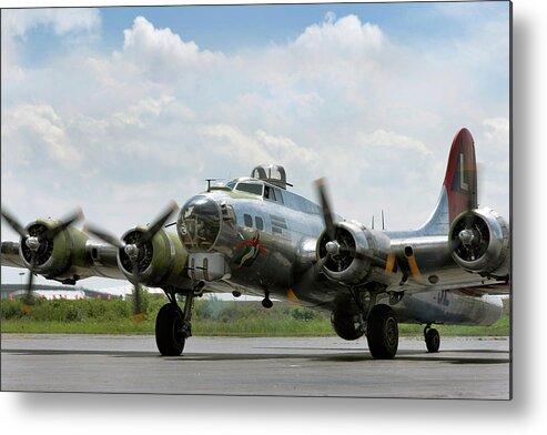 Aviation Metal Print featuring the photograph Maiden Closeup by Peter Chilelli