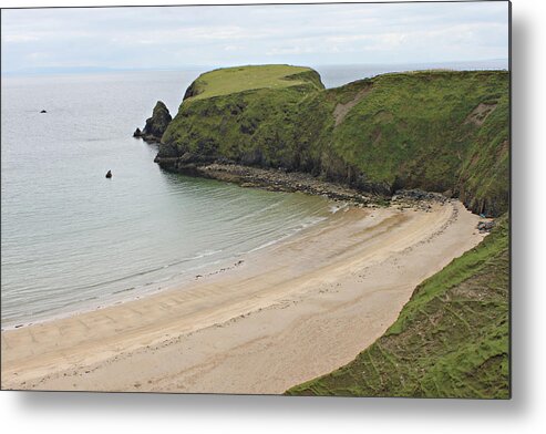 Malin Beg Metal Print featuring the photograph Malin Beg by John Moyer