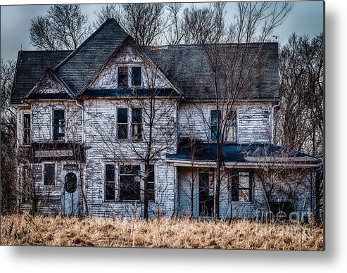 Old House Metal Print featuring the photograph Mysterious Old House by Terri Morris