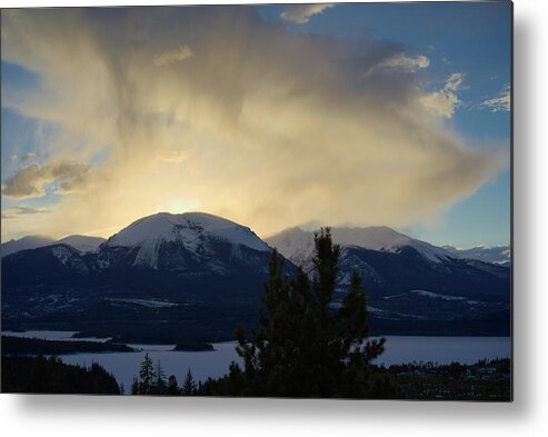 Sunset Metal Print featuring the photograph Mystic Sunset by Ivan Franklin