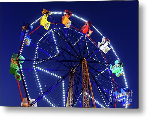 2017 Metal Print featuring the photograph Newport Beach Balboa Fun Zone Ferris Wheel Photo by Paul Velgos