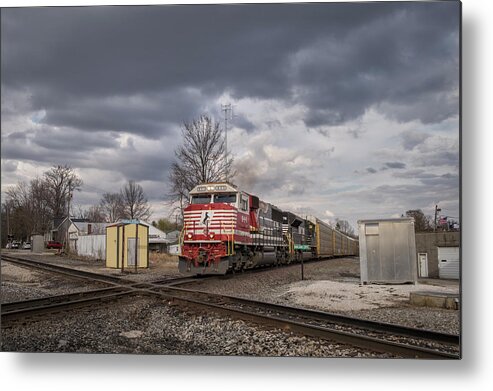 Landscape Metal Print featuring the photograph NS 911 Heritage Unit at Oakland City IN by Jim Pearson