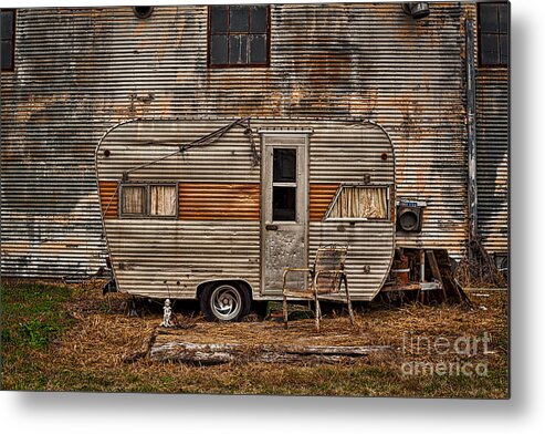 Camper Metal Print featuring the photograph Old Vintage RV Camper in the Mississippi Delta by T Lowry Wilson