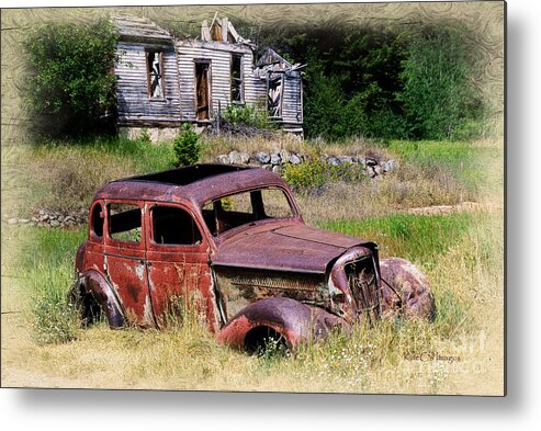 Old House Metal Print featuring the photograph Past Their Prime by Kae Cheatham