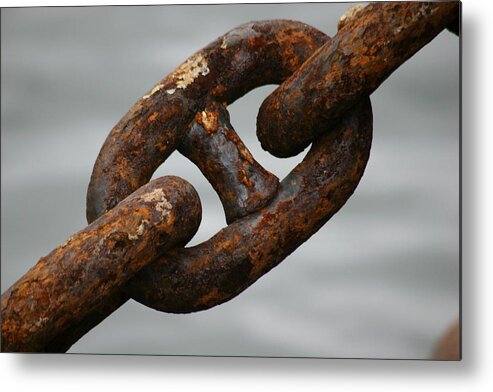 Chain Metal Print featuring the photograph Rusty chain by Hans Jankowski