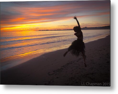 Sunset Metal Print featuring the photograph Seaside dancer by Lora Lee Chapman