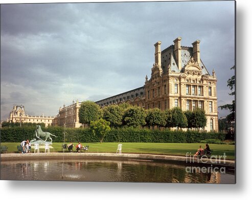 Louvre Metal Print featuring the photograph Stormy weather over the Pavillon de Flore by Fabrizio Ruggeri