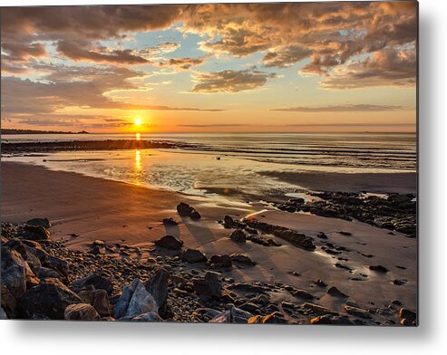 York Metal Print featuring the photograph Sunrise at Long Sands by Thomas Lavoie