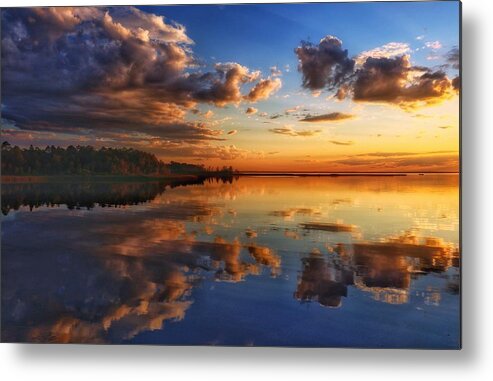 Minnesota Metal Print featuring the photograph Sunset at Winnibigosh by Hans Brakob