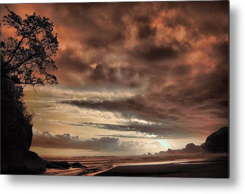 Sun Metal Print featuring the photograph sunset Trip by Mario Bennet