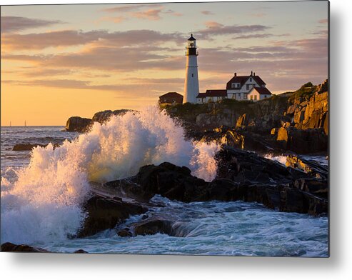 Cape Elizabeth Metal Print featuring the photograph The Wave by Benjamin Williamson