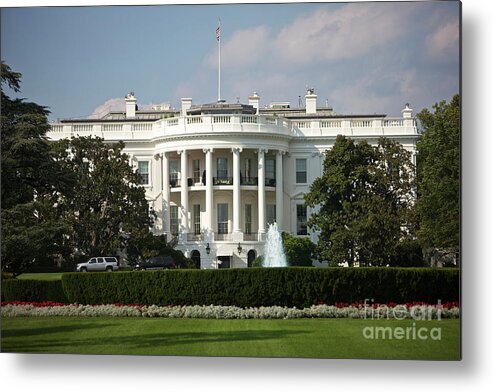 Horizontal Metal Print featuring the photograph The White House, Washington D.c., Usa by Terry Moore