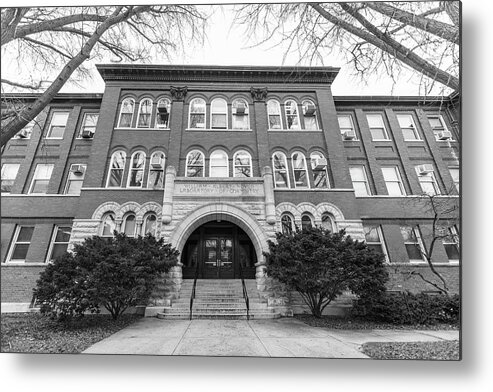 Big Ten Metal Print featuring the photograph university of Illinois Chemistry by John McGraw