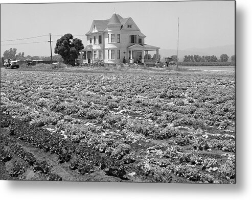Victorian Metal Print featuring the photograph Victorian Farm House 4th of July Watsonville California by Kathy Anselmo