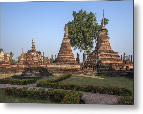 Temple Metal Print featuring the photograph Wat Mahathat Chedi DTHST0014 by Gerry Gantt