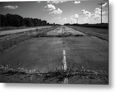 66 Metal Print featuring the photograph Abandoned Route 66 Circa 2012 BW by Frank Romeo