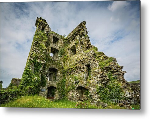 Carriganas Castle Metal Print featuring the photograph Carriganas Castle Ruins by Eva Lechner