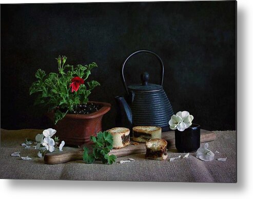 Geranium Metal Print featuring the photograph Geranium Party by Fangping Zhou