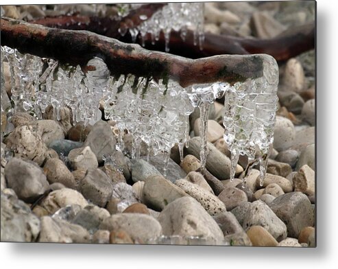 Hanging Ice Metal Print featuring the photograph Hanging Ice Forms on Stone Beach by David T Wilkinson