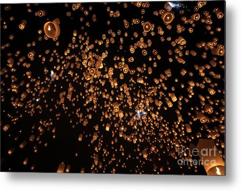 Chinese Culture Metal Print featuring the photograph Incredible View Of Ten Thousand Hot Air by Skaman306