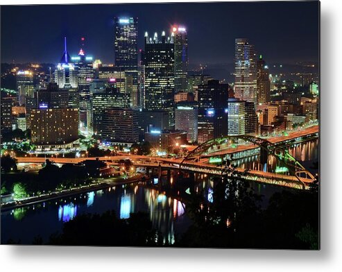Pittsburgh Metal Print featuring the photograph Pittsburgh Above the Point by Frozen in Time Fine Art Photography