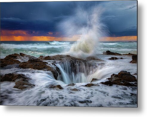 Oregon Metal Print featuring the photograph Rise and Fall by Darren White