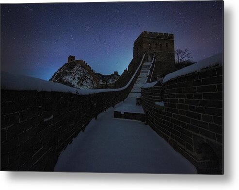 Mountains Metal Print featuring the photograph Starry Sky Over Great Wall by Yan Zhang
