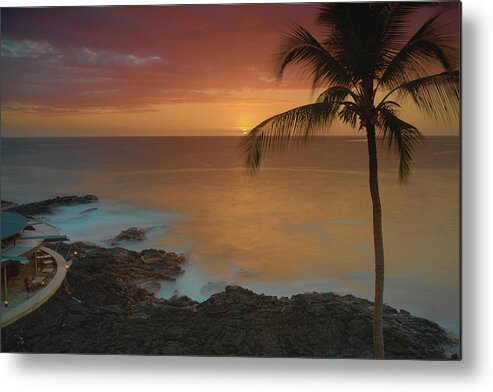 Hawaii Metal Print featuring the photograph Tiki sunset by Ivan Franklin