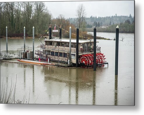 Willamette Queen On A Rainy Day Metal Print featuring the photograph Willamette Queen on a Rainy Day by Tom Cochran