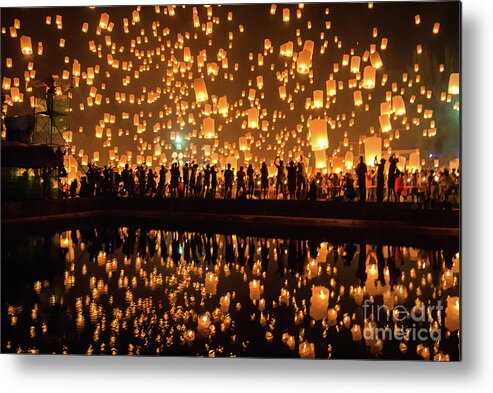 People Metal Print featuring the photograph Yeepeng Festival by Suttipong Sutiratanachai