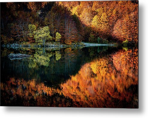 Fall Metal Print featuring the photograph Autumn in Italy #1 by Francesco Riccardo Iacomino