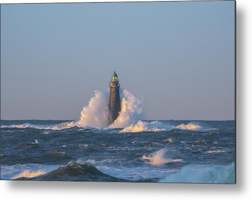 Minots Ledge Lighthouse Metal Print featuring the photograph Minot's Ledge Lighthouse #2 by Juergen Roth