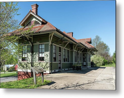 Americana Metal Print featuring the photograph Stanford L and N Depot #1 by Sharon Popek