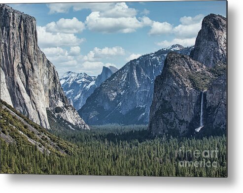 Yosemite National Park Metal Print featuring the photograph Tunnel View Yosemite National Park #1 by Chuck Kuhn
