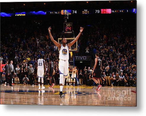 Crowd Metal Print featuring the photograph Kevin Durant by Noah Graham