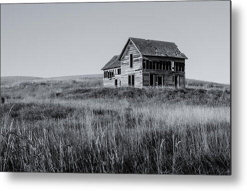 Farm Metal Print featuring the photograph Abandoned in Palouse by Connie Carr