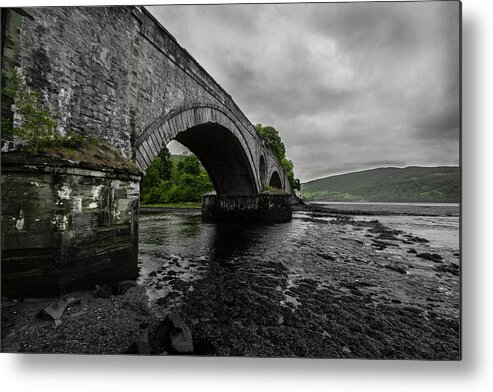 Inveraray Metal Print featuring the photograph Aray Bridge Inveraray by Dan Vidal